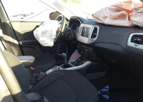 2019 Jeep Compass Upland Edition 4X4 from USA, damaged, VIN 3C4NJDAB6KT703926